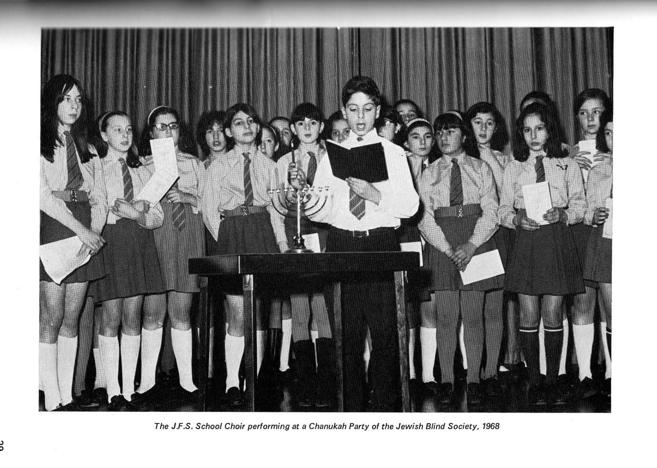 JFS Magazine 1969 choir feature